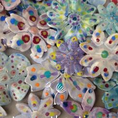 FLEURS: Faïence bleue mauve