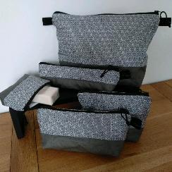 Trousses au choix Étoiles Japonaises grises