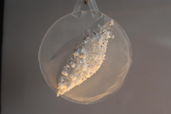 o8 Glas-"Kugel" mit Fantasiemotiv o/ 8,3 cm . dw9 o22020 05 