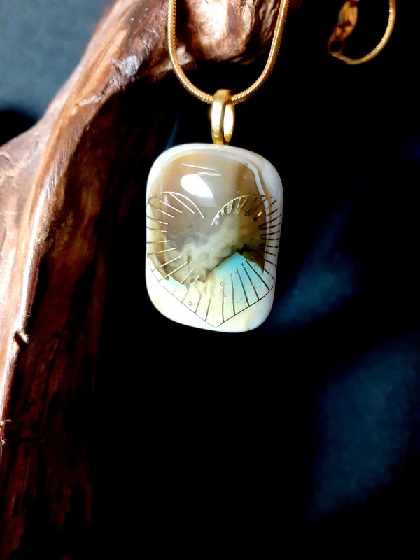 Pendentif et chaîne Ref 135