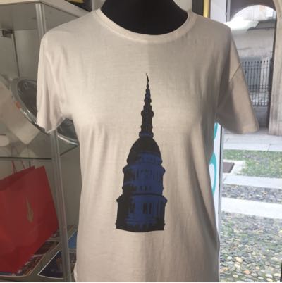 T-Shirt Bianca con CUPOLA di NOVARA colorata