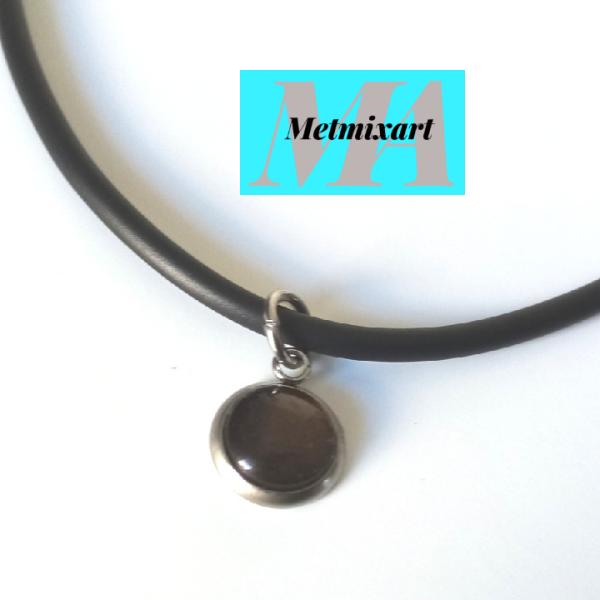 collar colgante marron oscuro