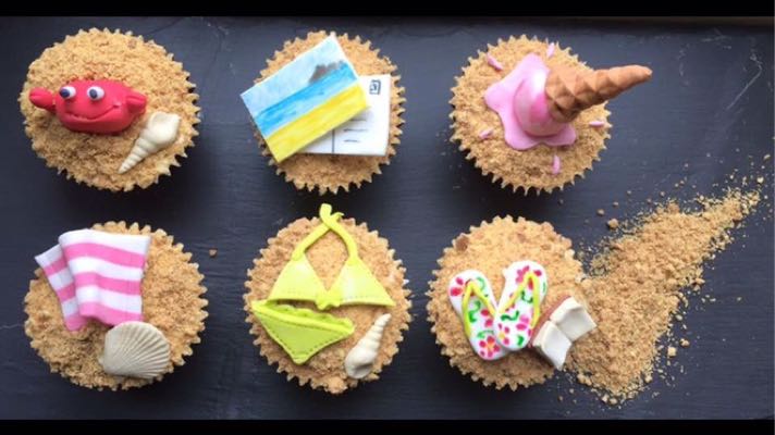 2020 - Cupcakes - Beach Themed 